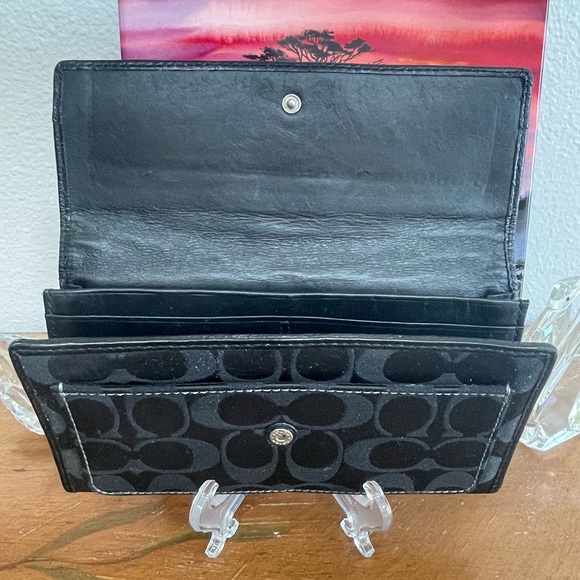 Coach black continental wallet - Picture 3 of 15